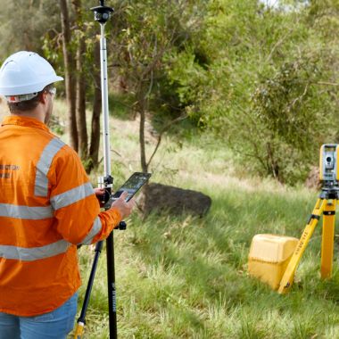 men at work for Subsurface Utility Engineering