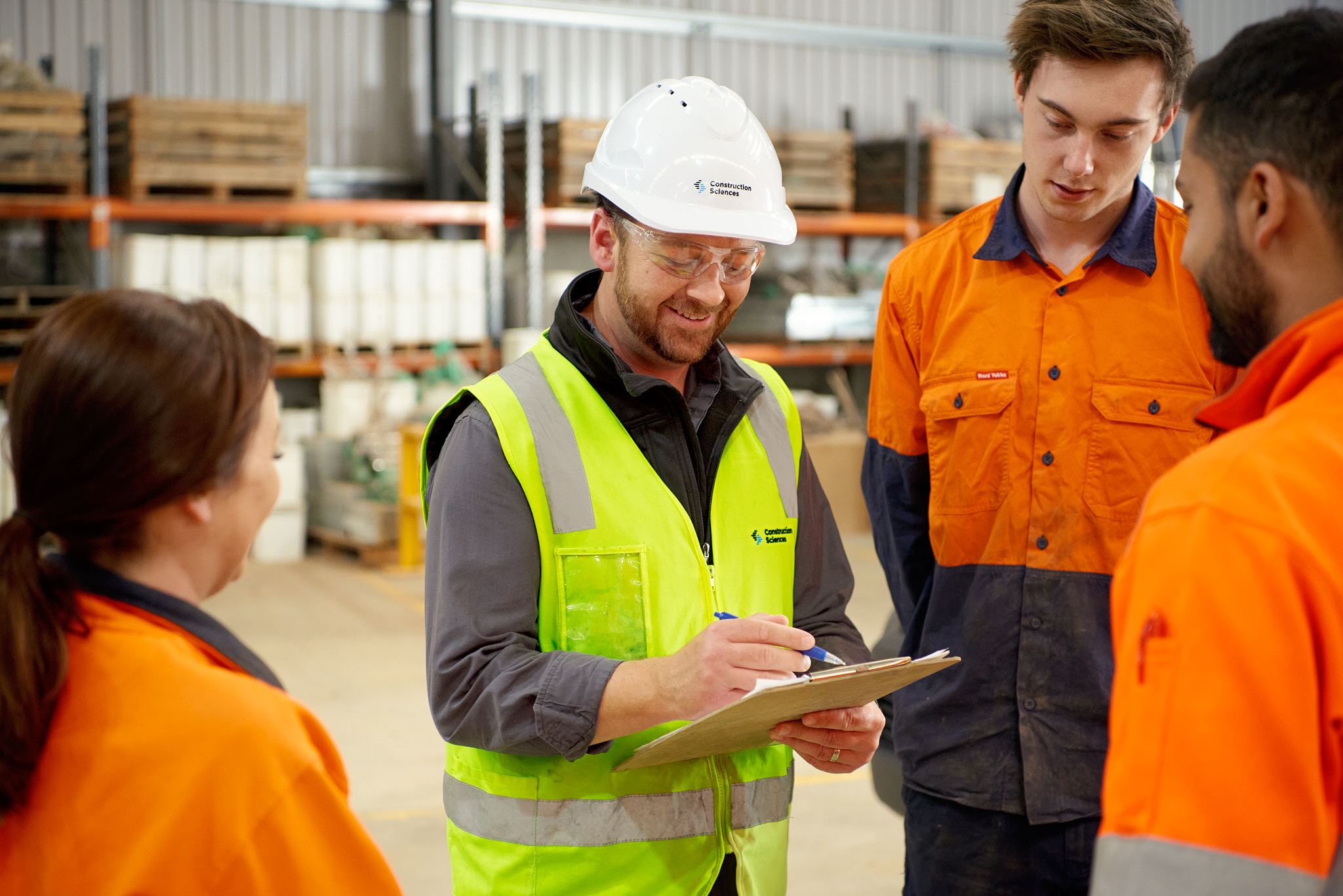 5.2 Group Shot Of Technicians Safety Induction With Group Of Tecs - 000054