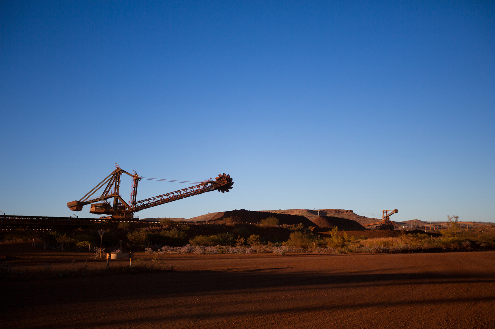 mine site reclaimer machinery